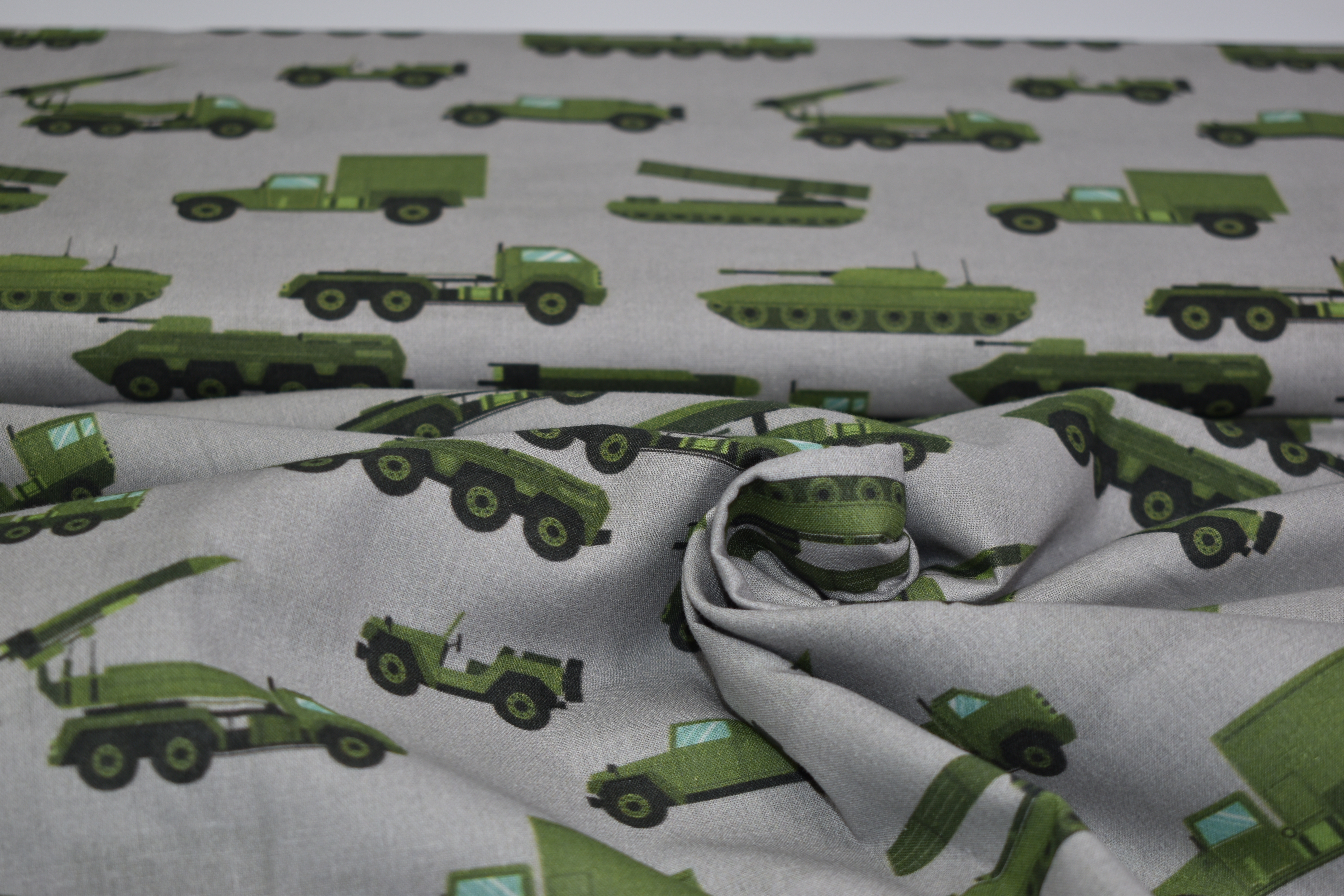 Baumwollstoff Militär Fahrzeuge
